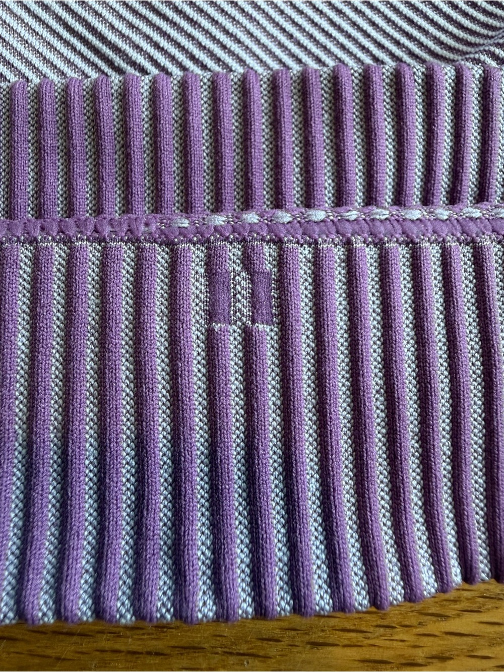 Lululemon Rest Less Pullover Lavender Purple Ribbed Thumbhole Top 6 Approx - Picture 9 of 9